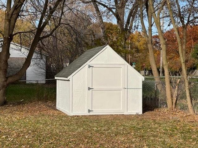 3243 Dakota Avenue, Flint, MI 48506