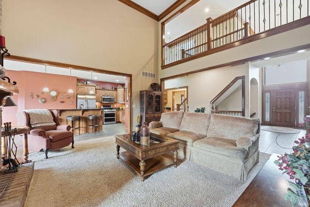 434 Royal Crest Drive, Fort Wayne, IN 46814