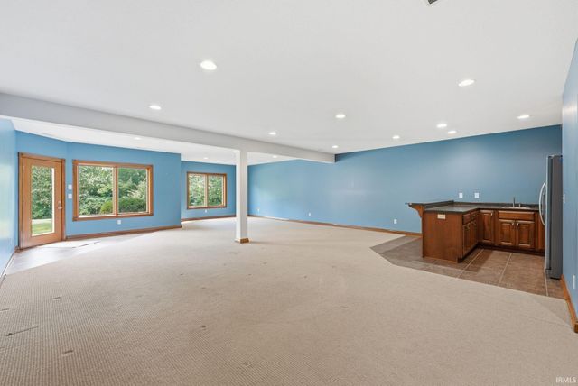434 Royal Crest Drive, Fort Wayne, IN 46814