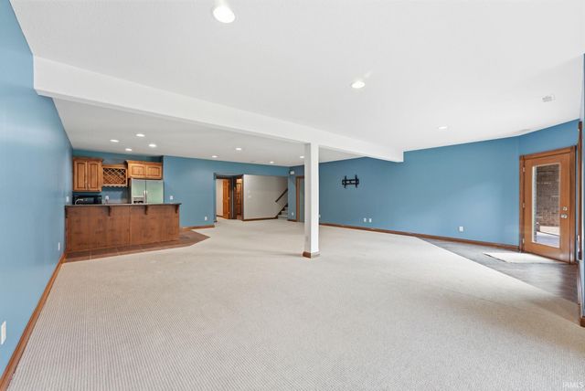 434 Royal Crest Drive, Fort Wayne, IN 46814