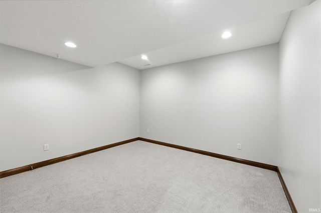 434 Royal Crest Drive, Fort Wayne, IN 46814