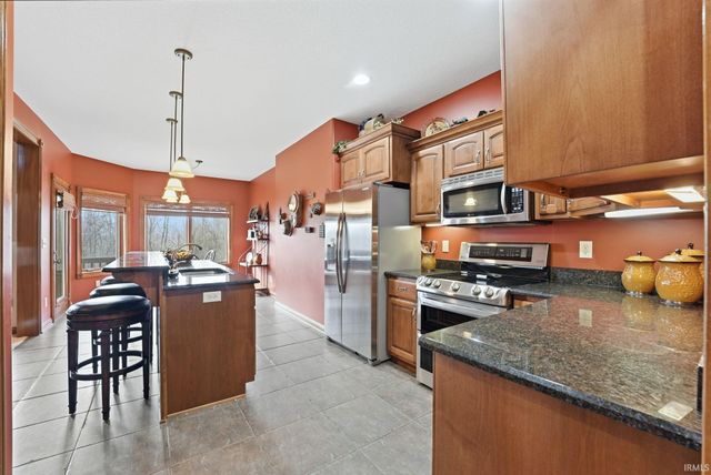 434 Royal Crest Drive, Fort Wayne, IN 46814