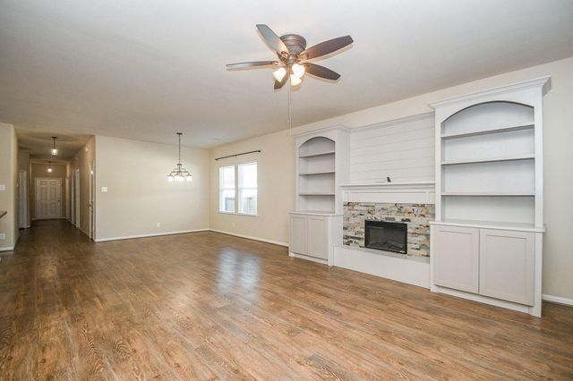 2203 Fallen Reed Lane, Rosenberg, TX 77471