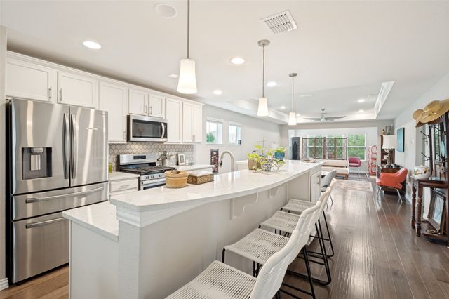 7661 Heritage Drive, Little Elm, TX 76227