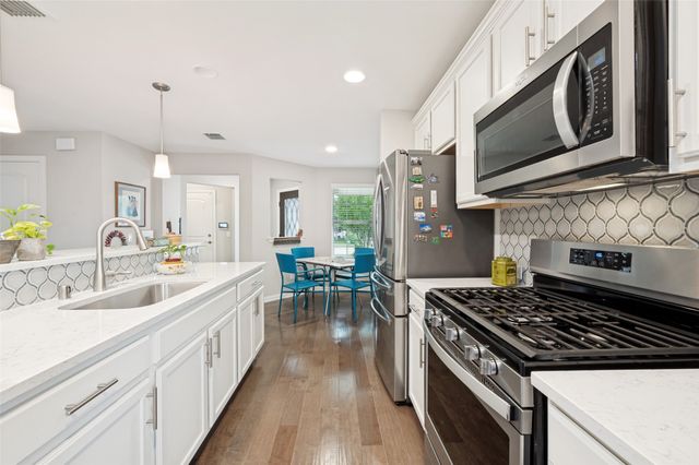 7661 Heritage Drive, Little Elm, TX 76227