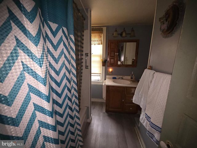 538 E E QUEEN STREET, Chambersburg, PA 17201