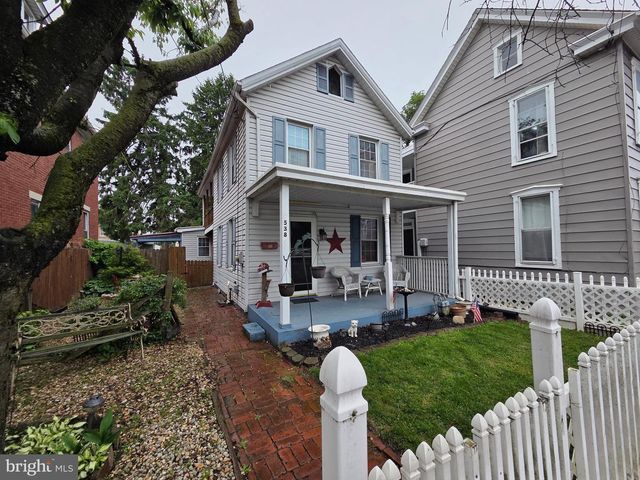 538 E E QUEEN STREET, Chambersburg, PA 17201