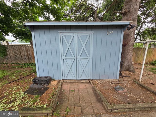 538 E E QUEEN STREET, Chambersburg, PA 17201