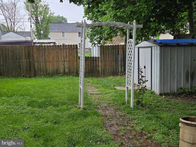538 E E QUEEN STREET, Chambersburg, PA 17201
