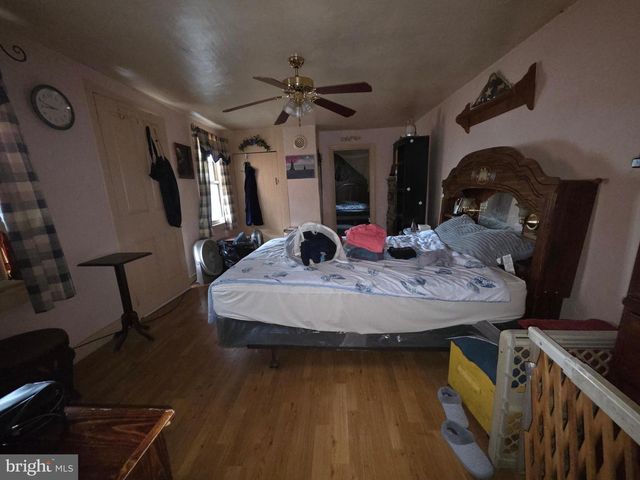 538 E E QUEEN STREET, Chambersburg, PA 17201
