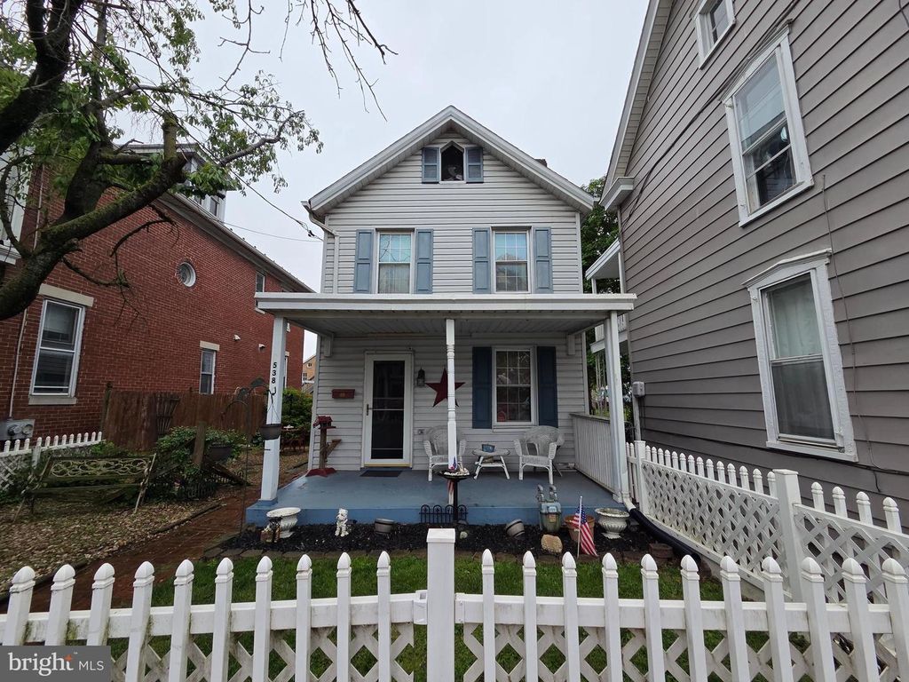 538 E E QUEEN STREET, Chambersburg, PA 17201