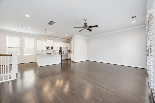 9603 Cambridge Manor Lane, Houston, TX 77045