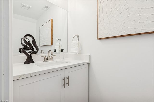 15661 Warwick Blvd Unit I, Newport News, VA 23608