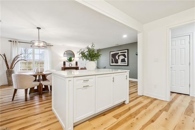 15661 Warwick Blvd Unit I, Newport News, VA 23608