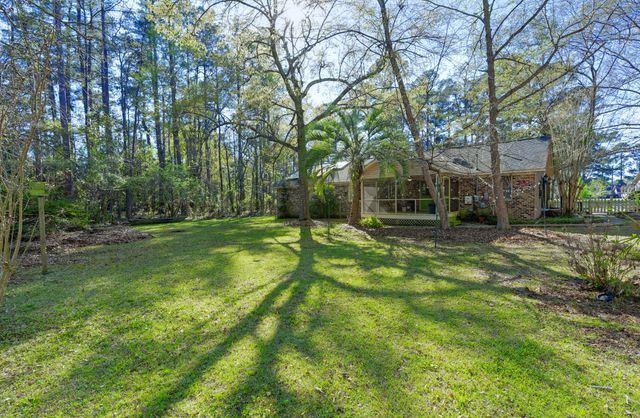 101 Dorchester Lane, Saint George, SC 29477