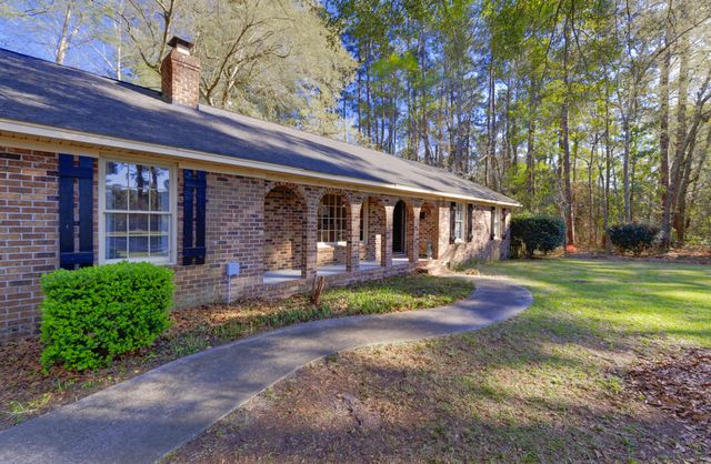 101 Dorchester Lane, Saint George, SC 29477