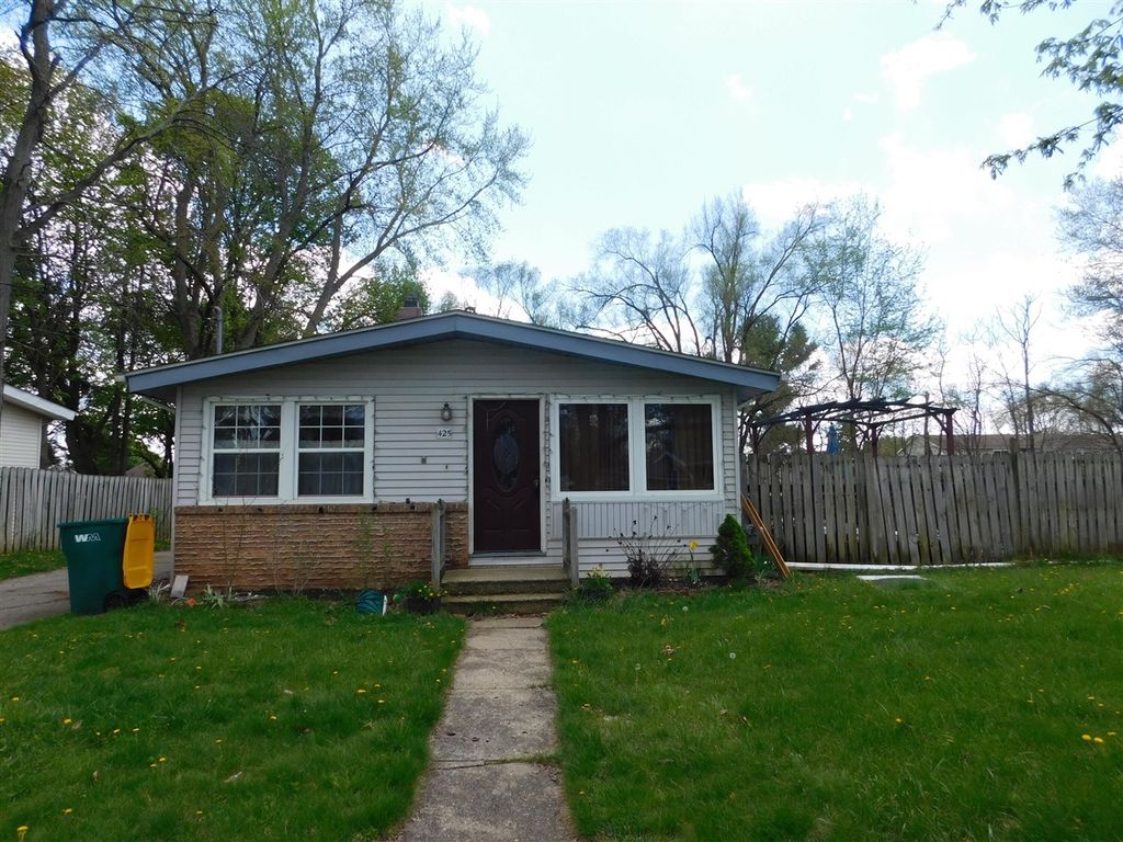 425 Southland Avenue, Portage, MI 49024