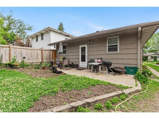 917-919 Weeks Avenue SE, Minneapolis, MN 55414