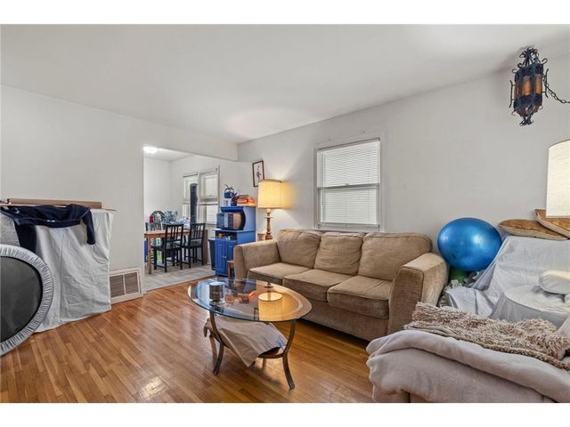 917-919 Weeks Avenue SE, Minneapolis, MN 55414