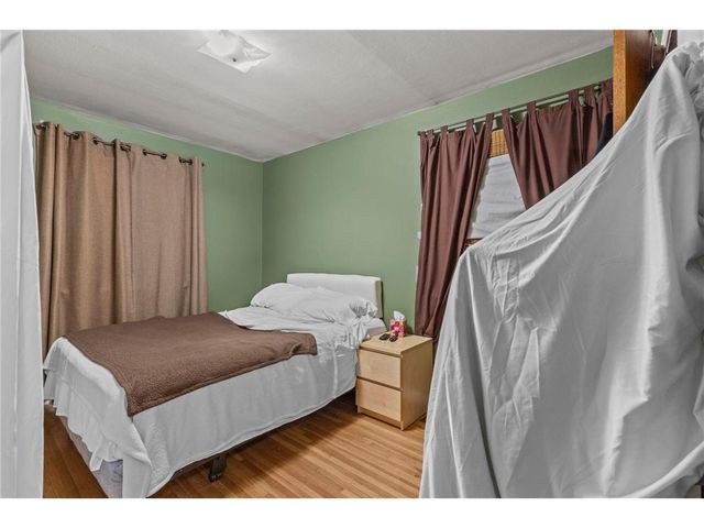 917-919 Weeks Avenue SE, Minneapolis, MN 55414