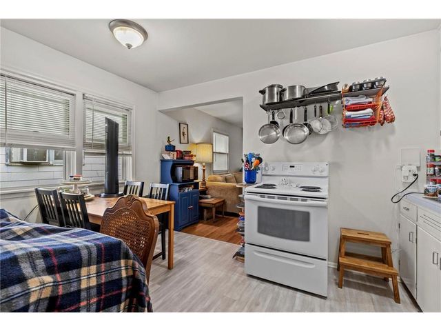 917-919 Weeks Avenue SE, Minneapolis, MN 55414