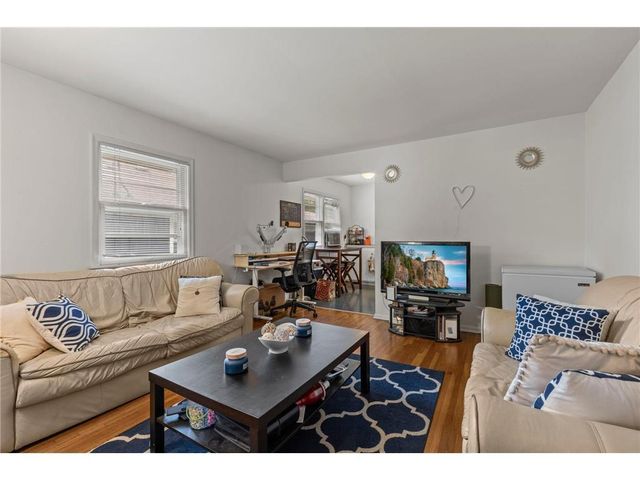 917-919 Weeks Avenue SE, Minneapolis, MN 55414
