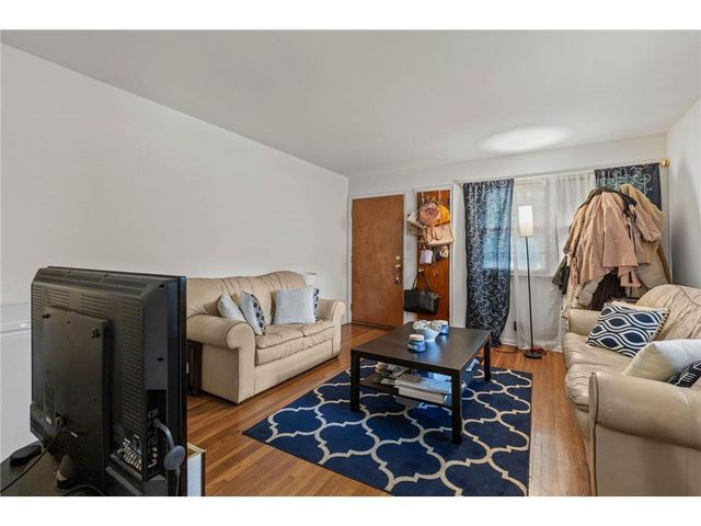 917-919 Weeks Avenue SE, Minneapolis, MN 55414