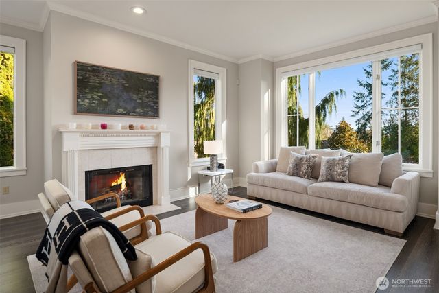 3645 92nd Avenue SE, Mercer Island, WA 98040