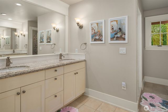 3645 92nd Avenue SE, Mercer Island, WA 98040