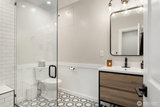 3645 92nd Avenue SE, Mercer Island, WA 98040