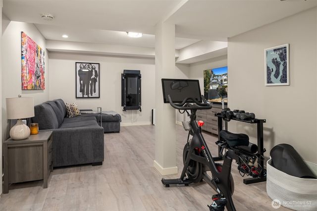 3645 92nd Avenue SE, Mercer Island, WA 98040