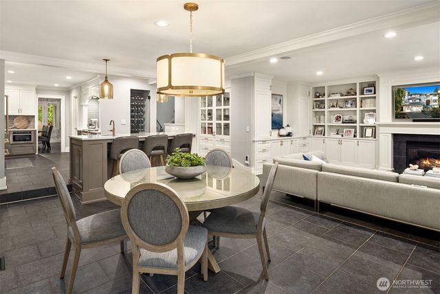 3645 92nd Avenue SE, Mercer Island, WA 98040