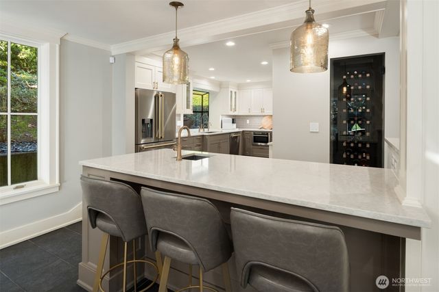 3645 92nd Avenue SE, Mercer Island, WA 98040