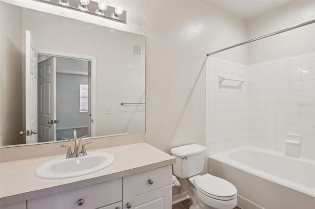 18001 RICHMOND PLACE DRIVE 1213, Tampa, FL 33647