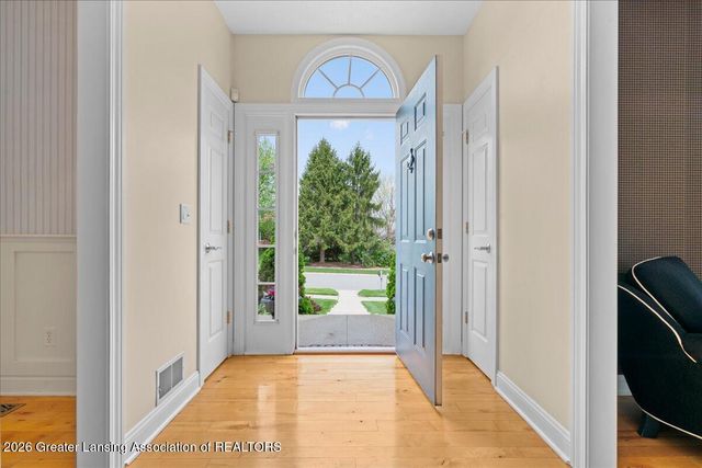 1851 Elk Lane, Okemos, MI 48864