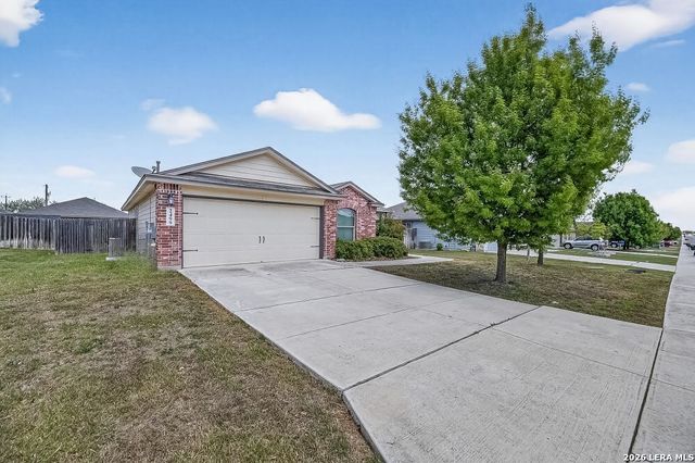 2499 DIAMONDBACK TRL, New Braunfels, TX 78130