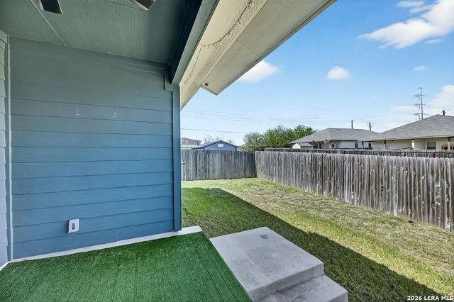 2499 DIAMONDBACK TRL, New Braunfels, TX 78130