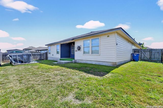 2499 DIAMONDBACK TRL, New Braunfels, TX 78130