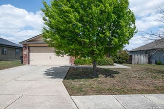 2499 DIAMONDBACK TRL, New Braunfels, TX 78130