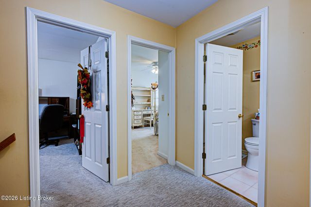 4532 Meadowlark Manor Ln 3, Louisville, KY 40245