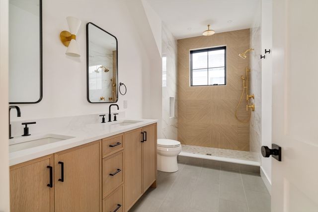 17 South Waverly 1, Boston, MA 02135