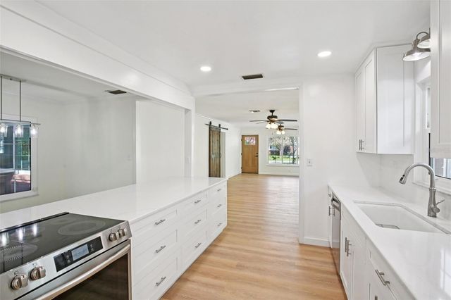 456 MARMORA AVENUE, Tampa, FL 33606