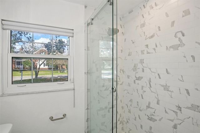 456 MARMORA AVENUE, Tampa, FL 33606