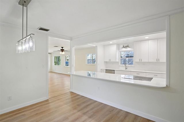 456 MARMORA AVENUE, Tampa, FL 33606