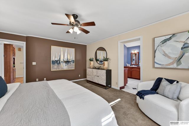 455 N 61 Street, Omaha, NE 68132