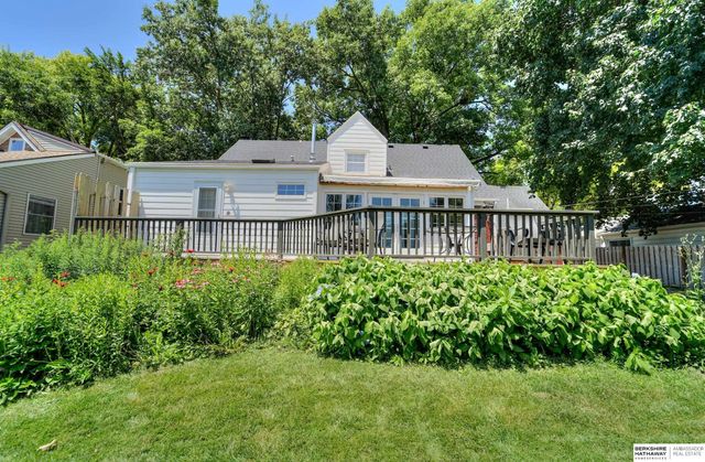 455 N 61 Street, Omaha, NE 68132