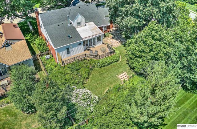 455 N 61 Street, Omaha, NE 68132