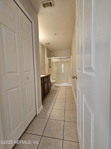 9390 UNDERWING Way 7-7, Jacksonville, FL 32257
