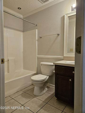 9390 UNDERWING Way 7-7, Jacksonville, FL 32257