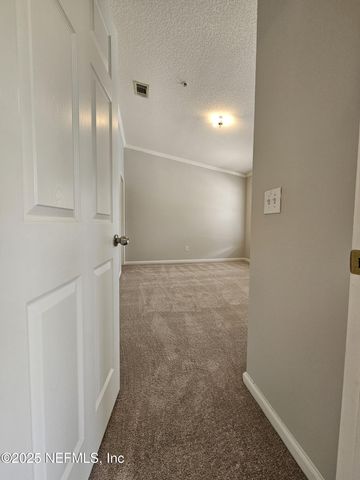 9390 UNDERWING Way 7-7, Jacksonville, FL 32257